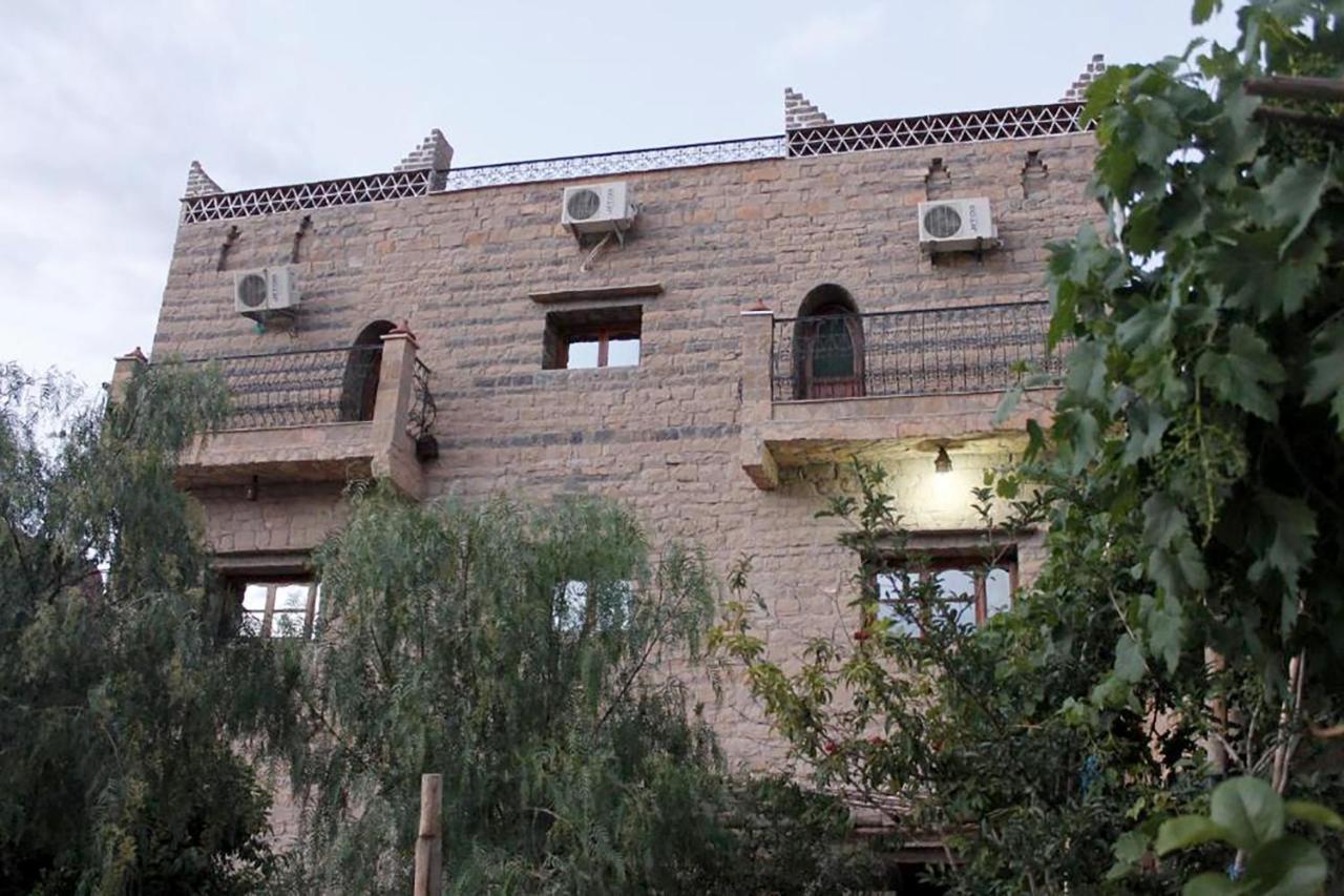 Maison La Lune Des Gorges Tinghir Exterior foto